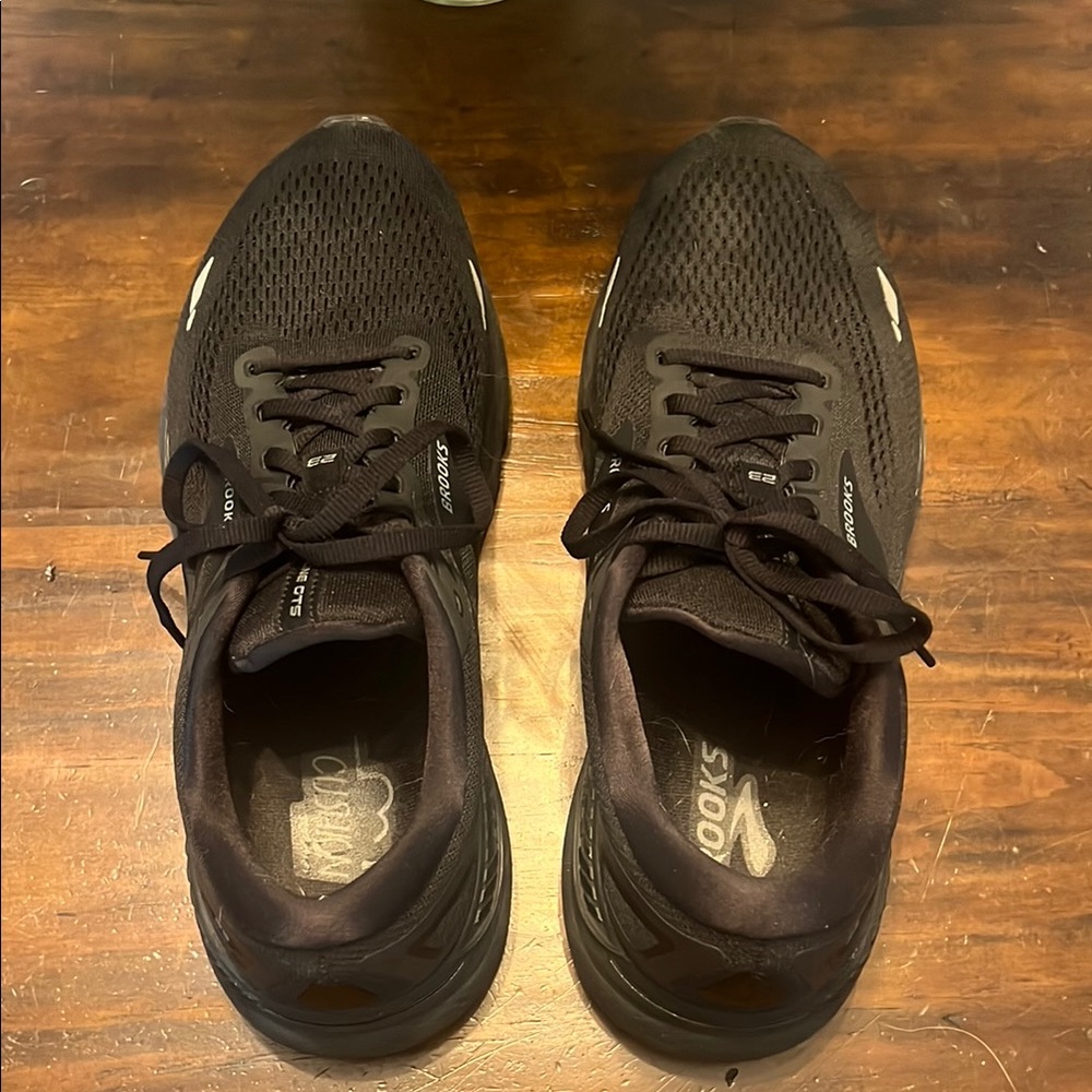 Brooks Men’s Adrenaline GTS 23